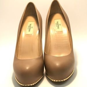 Valentino NWT 💯Original Hidden Platform Sexy Pump